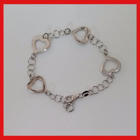 Bracelets; Chain & Hearts