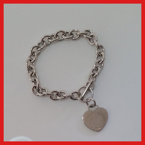 Bracelets; Chunky chain with Heart dangle