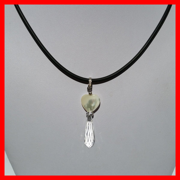 Necklaces; Heart shell and drop crystal