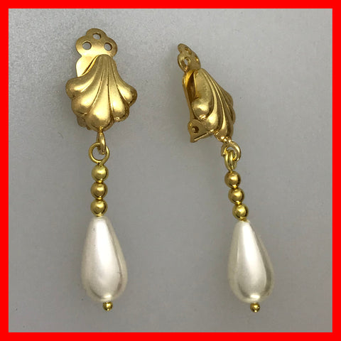 Shell Clip-on Earrings with Drop Pearls