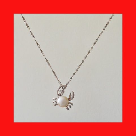 Necklaces; Crab with Freshwater Pearl