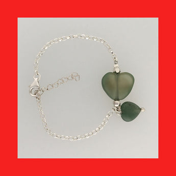 Bracelets; Heart shaped Jade
