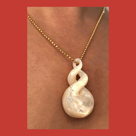 Twisted Chunky Mother of Pearl Pendant